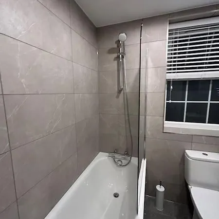 1 Bed High Quality Modern Flat Apartment Edgware Exterior photo
